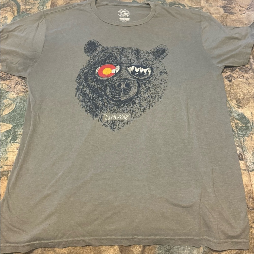 Graphic Bear T-Shirt - Gray